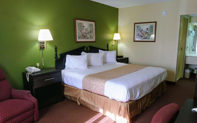 Travelodge By Wyndham Knoxville East