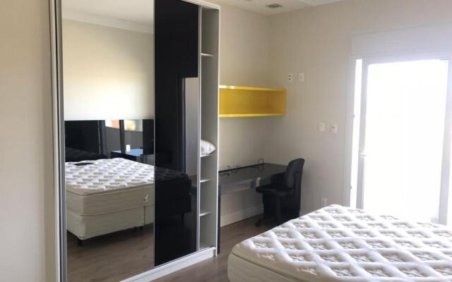 Casa 450m2 Laguna Internacional