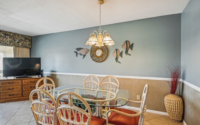 Sandpiper Cove 7201 2 Bedroom Condo by RedAwning