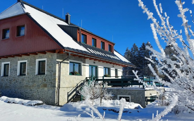 ŠUMAVSKÉ zaSTAVENÍ