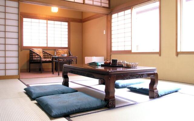 Ashinoko Ichinoyu Hotel