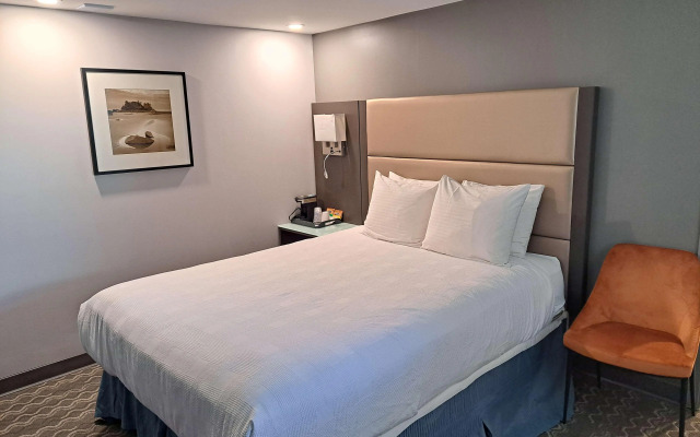 Best Western Plus Vancouver Airport Hotel