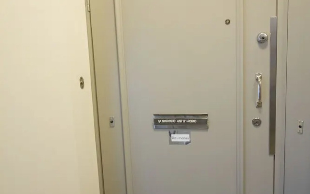 2ndhomes Stunning Top Floor Residence with 2BR & Sauna