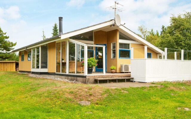 Pleasant Holiday Home near Jutland with Terrace