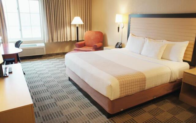 La Quinta Inn & Suites Elmsford