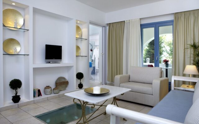 Mitos Suites Luxury Hotel In Naxos