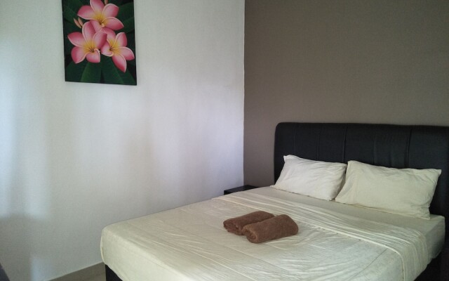 Tombong Limo Homestay