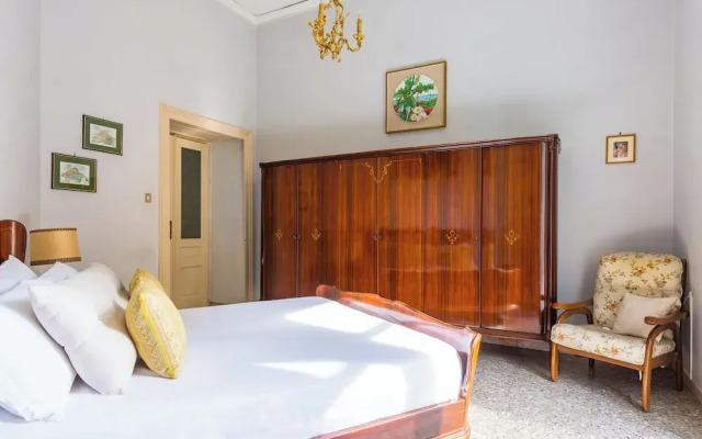 Rettifilo Family Apartment