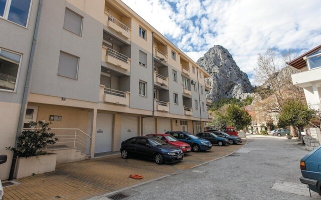 Beautiful Home in Omis With Wifi and 1 Bedrooms