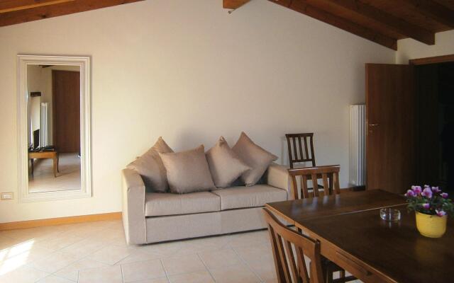 Apartment in Lazise with communal pool