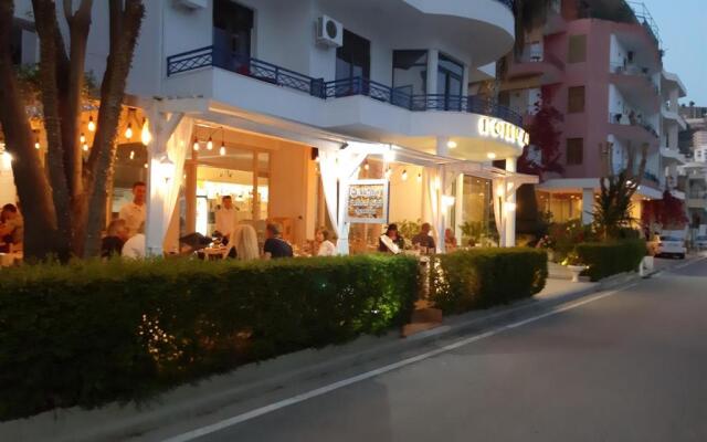 Hotel Ari 2 (Sarandë)