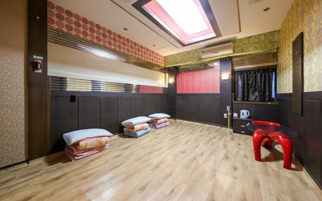 Gwangju Cheomdan Hedges