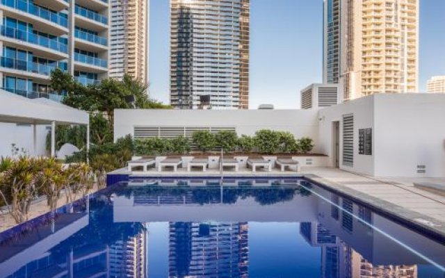 H Residences by Holiday Holiday