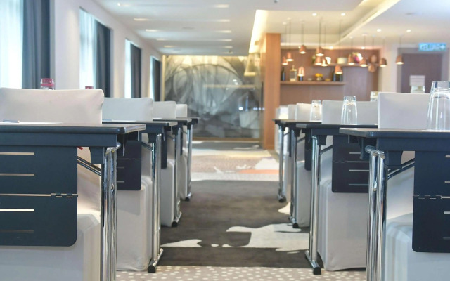 Mercure Kuala Lumpur Shaw Parade