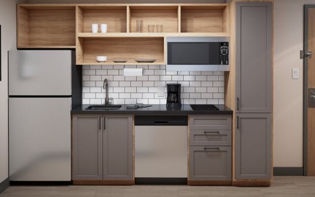 Candlewood Suites Houston - Stafford