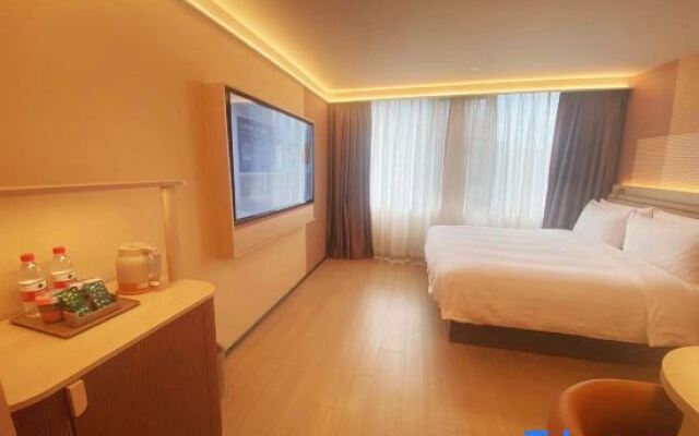 Orange Hotel (Qingyuan Yingde Branch)