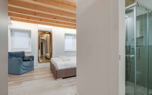 Luxury & Charming Piazzetta San Giorgio Apartments