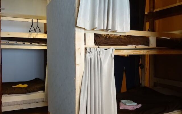 OTARU GUEST HOUSE TARUNE - Hostel