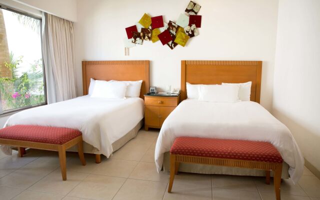 Ambiance Suites Cancun