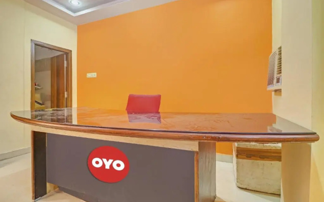 OYO Flagship 80468 Hotel R Square