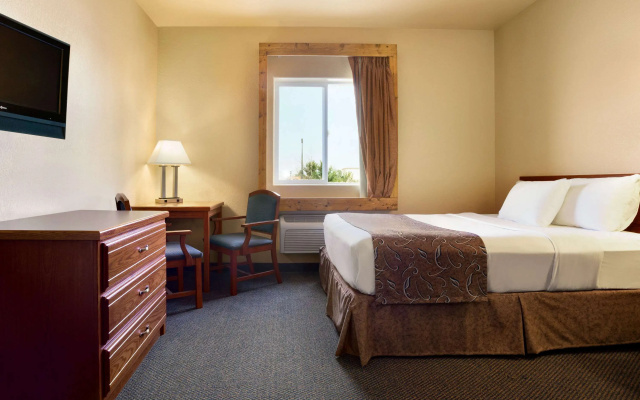Travelodge by Wyndham Gillette