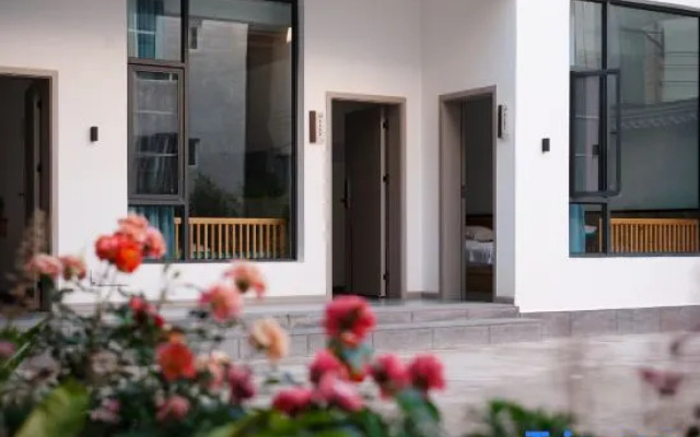 Xijin pavilion courtyard home