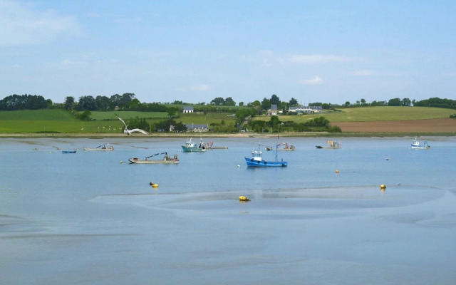 Beautiful Quiet Holiday Home, Close to the Beach