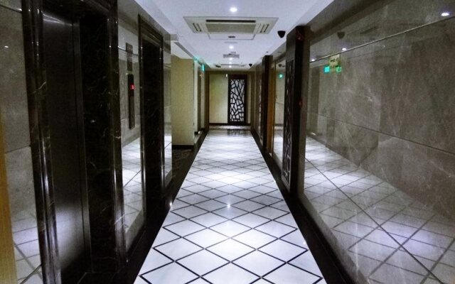 City Center Hotel