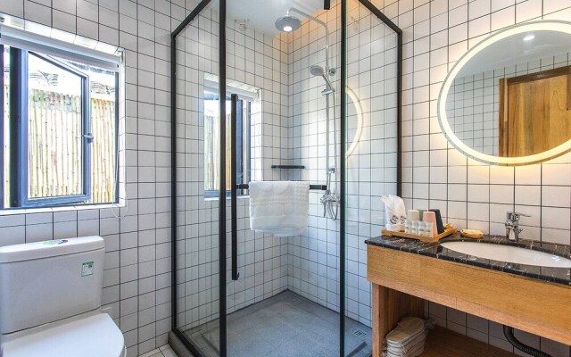 Wuzhen Ziye Musu Inn