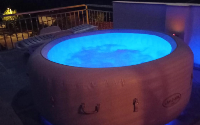 Panoramico penthouse with whirlpool