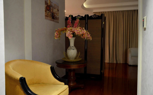 Crown Tower Hotel