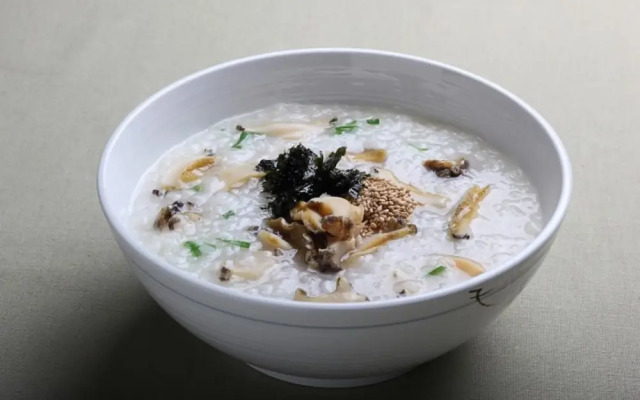 Jeju Gamsugul Pension