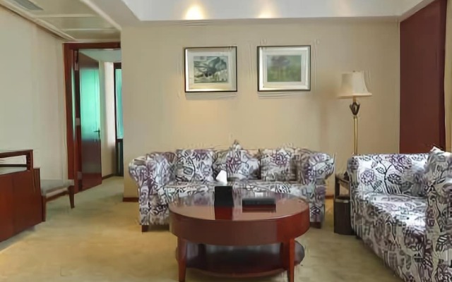 Garden Hotel