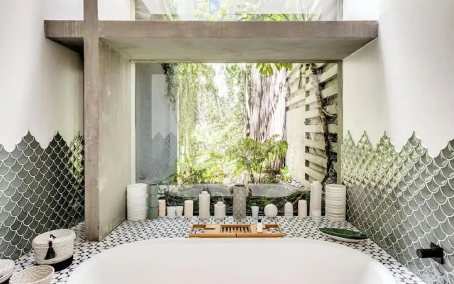 Opulent Spacious Fresnaye Sea View Leonotis Villa