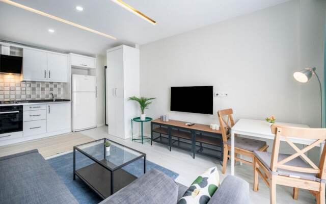 Missafir Modern Flat Near Beach in Muratpasa