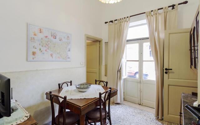 Letojanni Sandy Beach Apartment