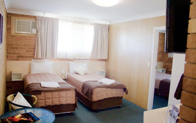 Buckaroo Motor Inn