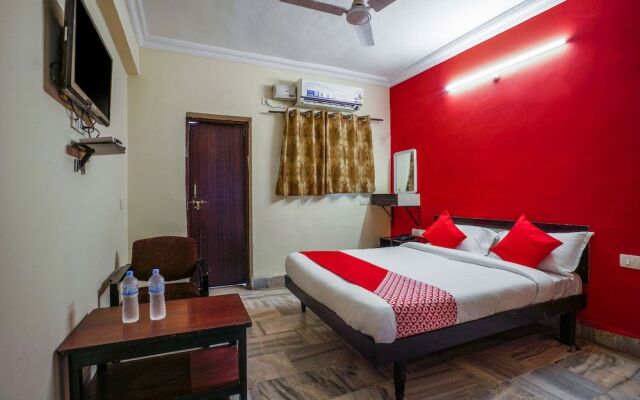 OYO 41751 Hotel Sabharwal