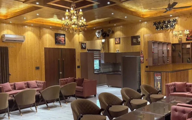 The Greenwood Farm And Lawn -Bijwasan