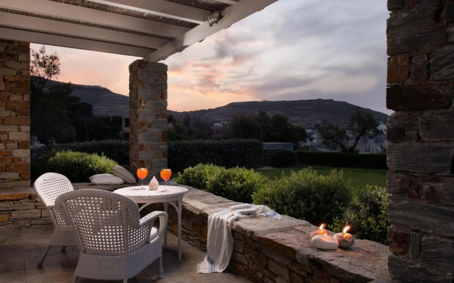 Porto Kea Suites