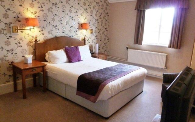George Hotel