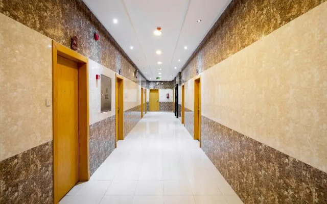 Silent Room Hotel by OYO Rooms