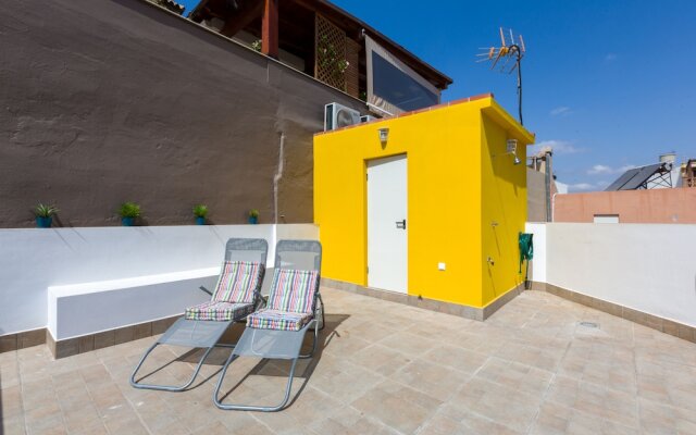 Renthas Huelin Beach