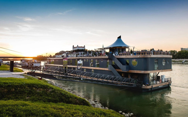 Botel Dunajský Pivovar