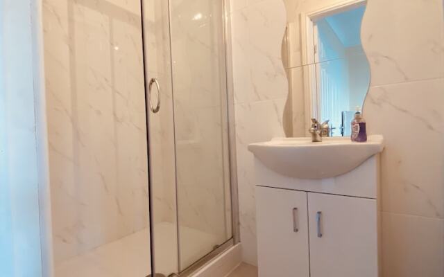 London Lodges