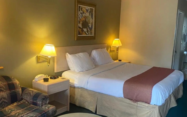 Americas Best Value Inn Meridian