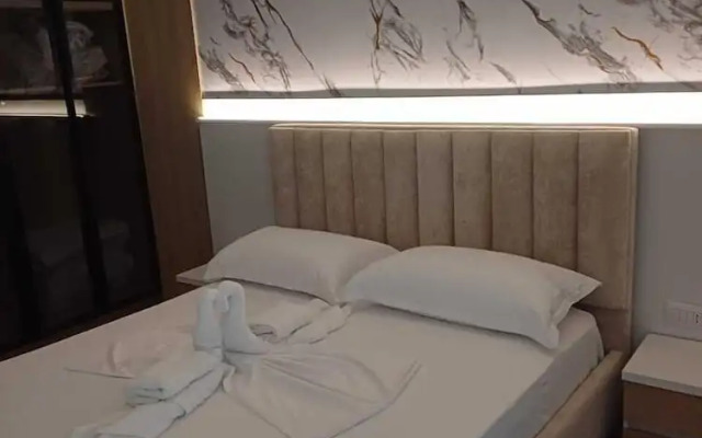 Regal Luxury Apartments