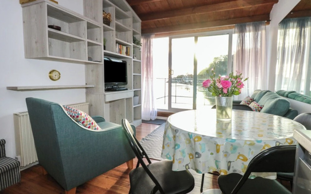 Seafarer's Haven
