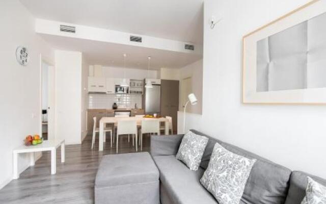 Deco Sants Fira Apartments