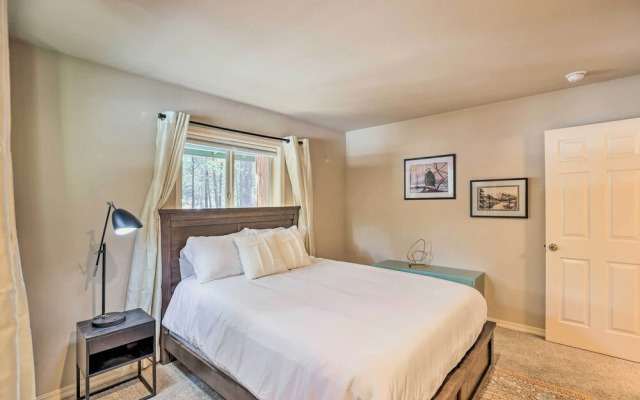 Woodsy Bend Vacation Rental - Pet Friendly!